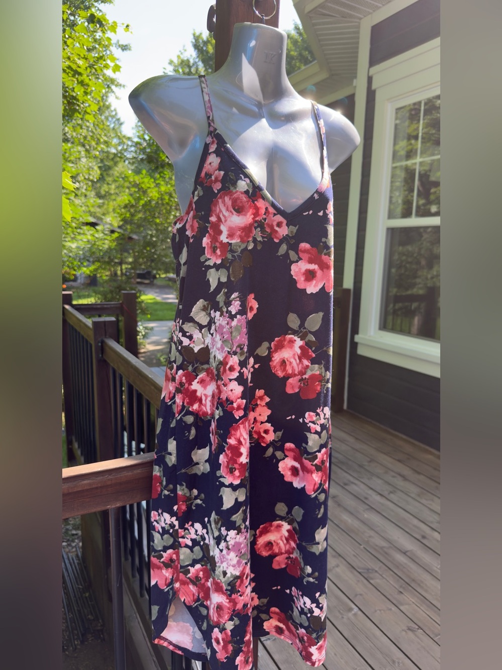 Simons Miiyu Floral Slip Dress Navy Pink Roses Women’s | Medium - Picture 3 of 9